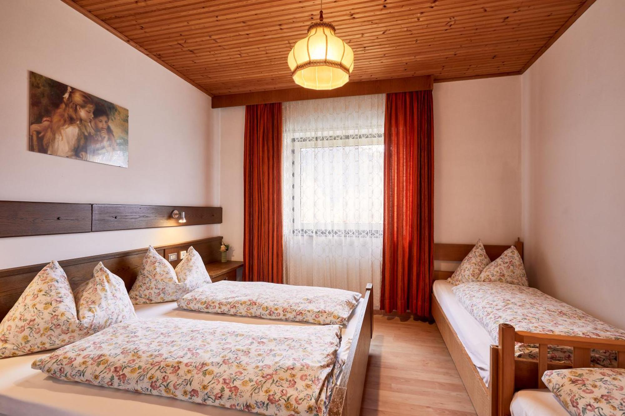 Ferienpension Zummuellerhof Natz-Schabs Pokoj fotografie